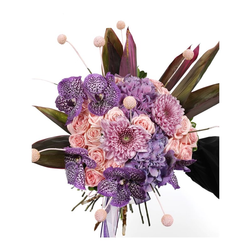 Deluxe Bouquet & Sweetest of Sweets