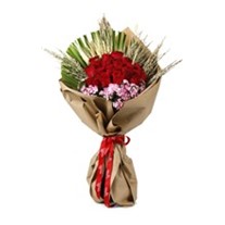 Welcome My Pretty Roses Gül Buketi