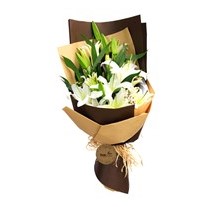 White Lilyum Çiçek Buketi