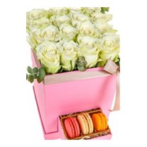 White Rose İn Pink Box Makaron