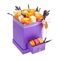 Orange Or White Box Makaron