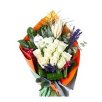 Lustrous Luxe Blooms Beyaz Gül