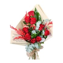 Scarlet Elegance 9 Kırmızı Gül Buketi