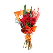 Touch of Love 10 Kırmızı Gül Buketi