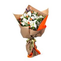 Dreamlike Lilies Bouquet