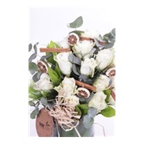 Lime Roses Vazoda Güller