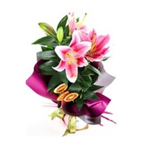 Best Flowers Lilyum Çiçeği