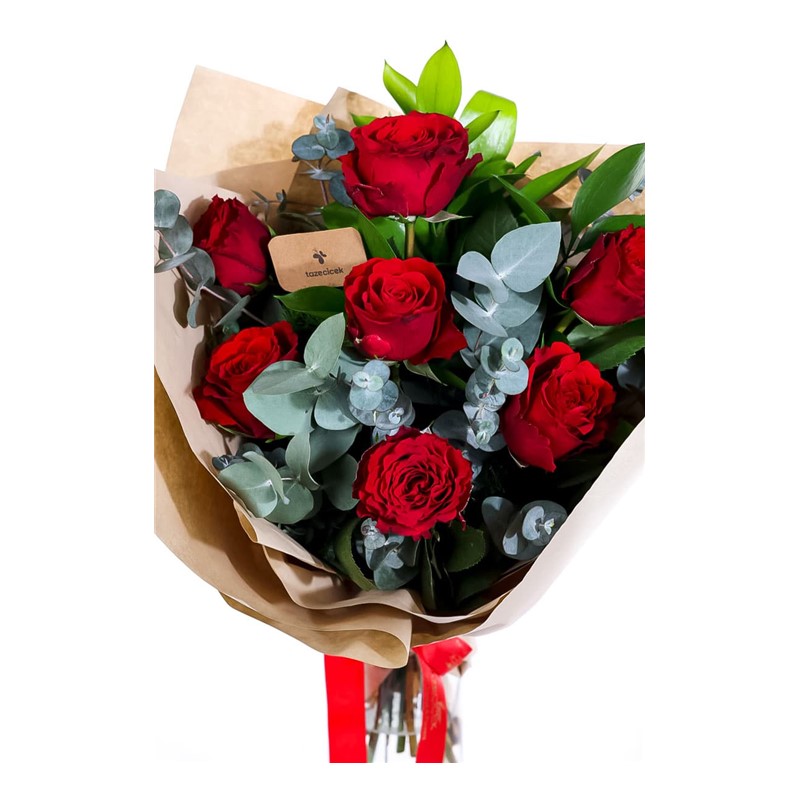Heart’s Flame 7 Kırmızı Gül Buketi