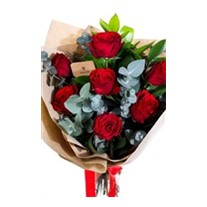 Heart’s Flame 7 Kırmızı Gül Buketi