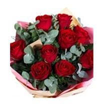 Heaven’s Blossom 9 Kırmızı Gül Buketi