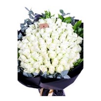 Blossom Pure Hearts 101 Beyaz Gül Buketi