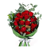 Kissed Scarlet Love 17 Kırmızı Gül Buketi