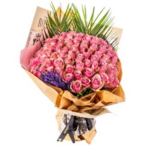 Blush Symphony 101 Pembe Gül Buketi