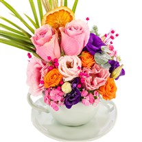 Joyful Bloom Gül Aranjmanı