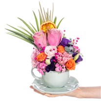 Joyful Bloom Gül Aranjmanı