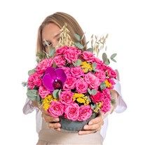 Sunrise Bloom Pembe Çardak Güller
