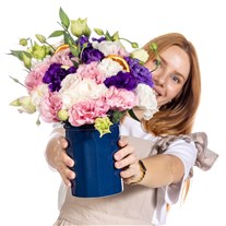 Serene Bloom Lisyantuslar