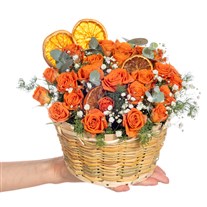 Citrus Charm Turuncu Gül Sepeti
