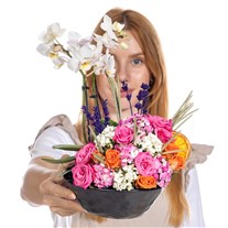 Color Symphony Orkide & Gül Aranjmanı