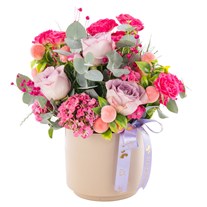 Blush Bloom Gül Aranjmanı