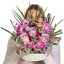 Lilac Edit Roses & Kasımpatı