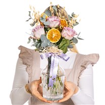 Blush Orange Vazoda Lila Gül
