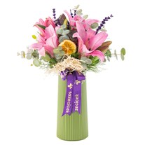 Pink Grace Vazoda Pembe Lilyumlar