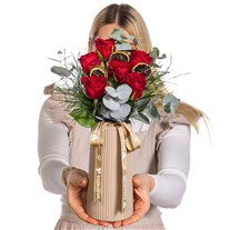 Crimson Love Kırmızı Gül