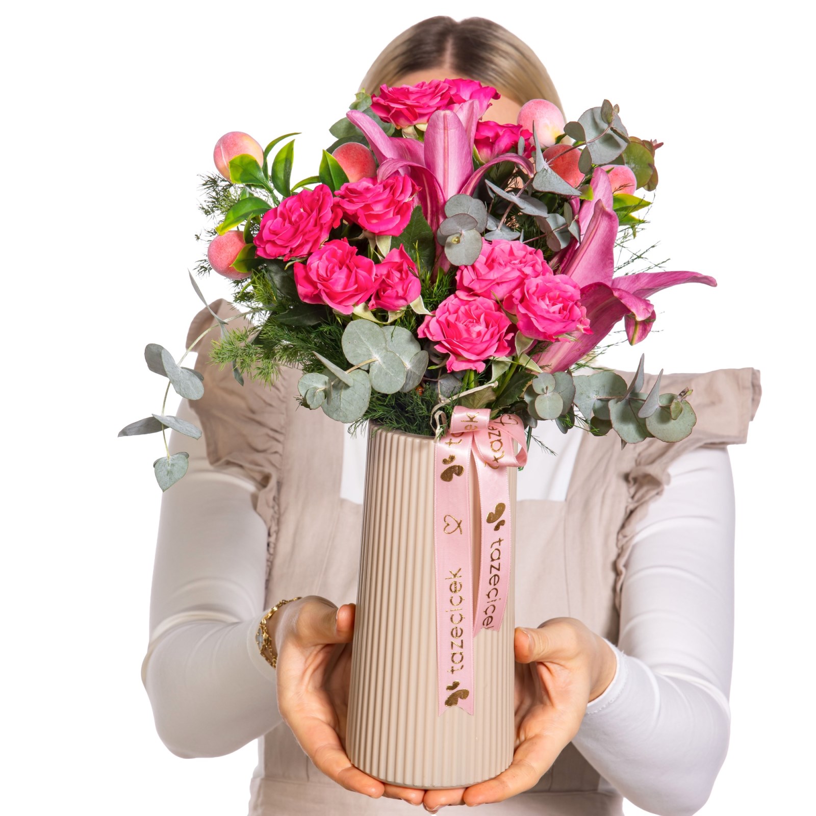 Pink Elegance Lilyum & Çardak Güller