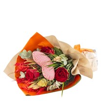 Heartfelt Passion Kırmızı Gül Buketi