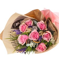 Blush Romance Pembe Gül Buketi
