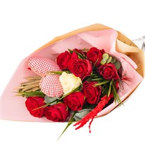 Heartbeat Kırmızı Gül Buketi