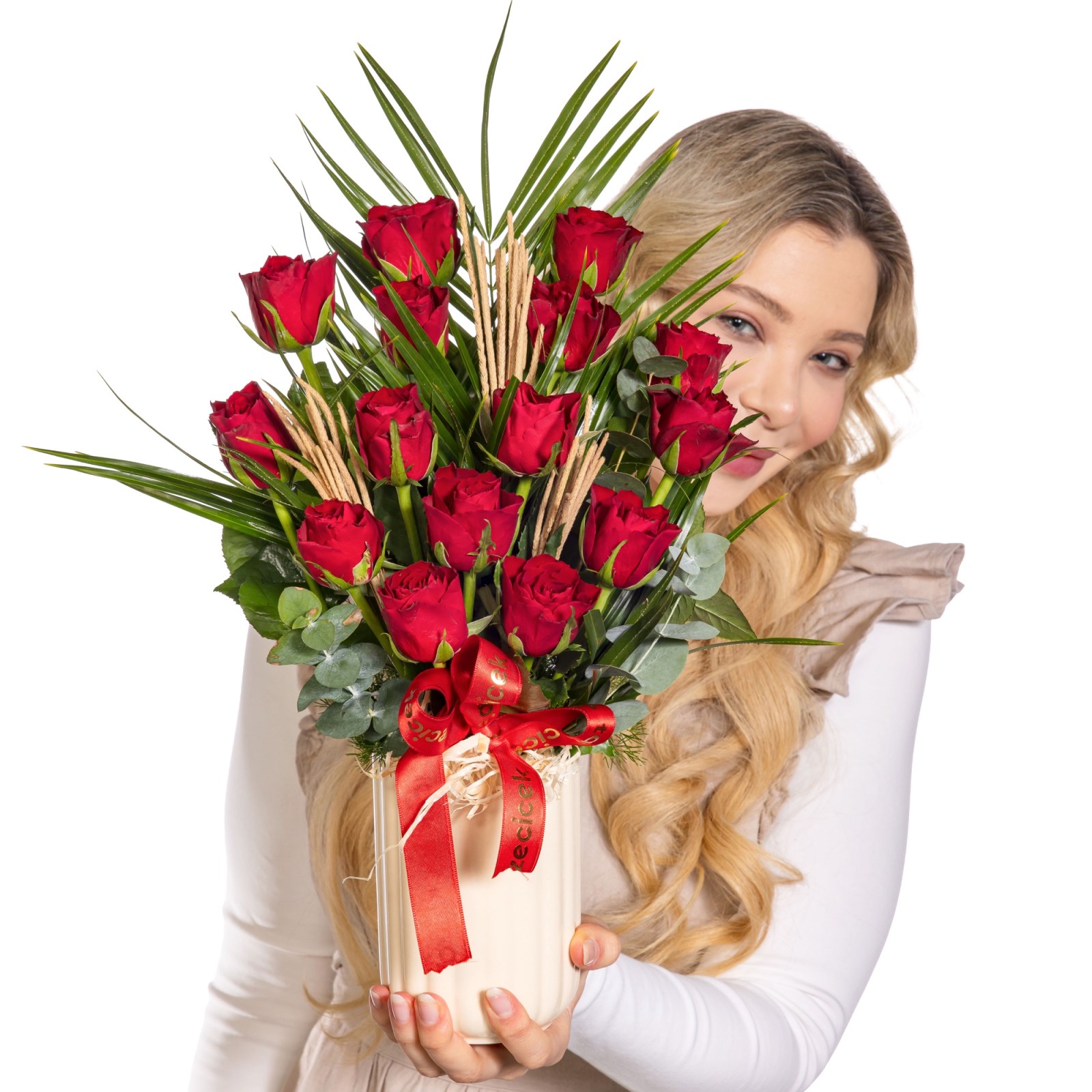 Scarlet Power Kırmızı Gül Aranjman