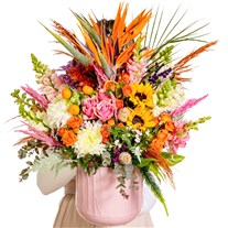 Colorful Garden Explosion Premium Aranjmanı
