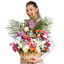 Art of Flowers Exclusive Designer Basket