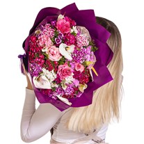 Rosy Charm Pembe Çiçek Buketi