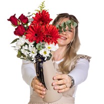 Bold Passion Gül Gerbera Vazosu