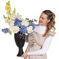 Royal Breeze Gül & Orkide Aranjmanı