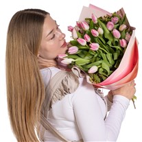 Silk Ribbon Pembe Lale Buketi