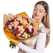 Amber Glow Turuncu Gül Buketi