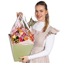 Urban Berry Karma Gül Buketi