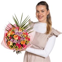 Urban Berry Karma Gül Buketi
