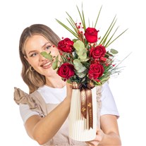 Crimson Velvet 5 Kırmızı Gül