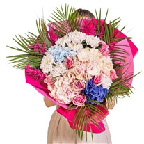 Fuchsia Majesty Premium Buketi