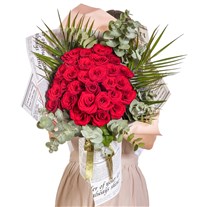 Retro Romance Kırmızı Gül Buketi