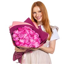 Magenta Opulence Premium Şakayık Buketi