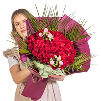 Rouge Prive 61 Kırmızı Gül Buketi