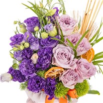 Plum Delight Lila Gül Aranjmanı