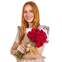 Heritage Red 19 Gül Buketi