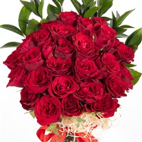 Red Signature Cam Vazoda Kırmızı Güller
